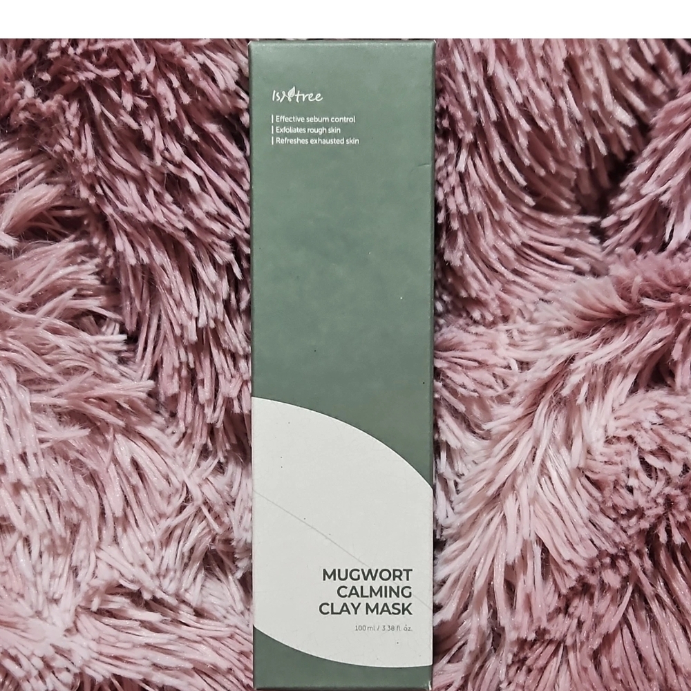 Isntree Mugwort Calming Clay Mask